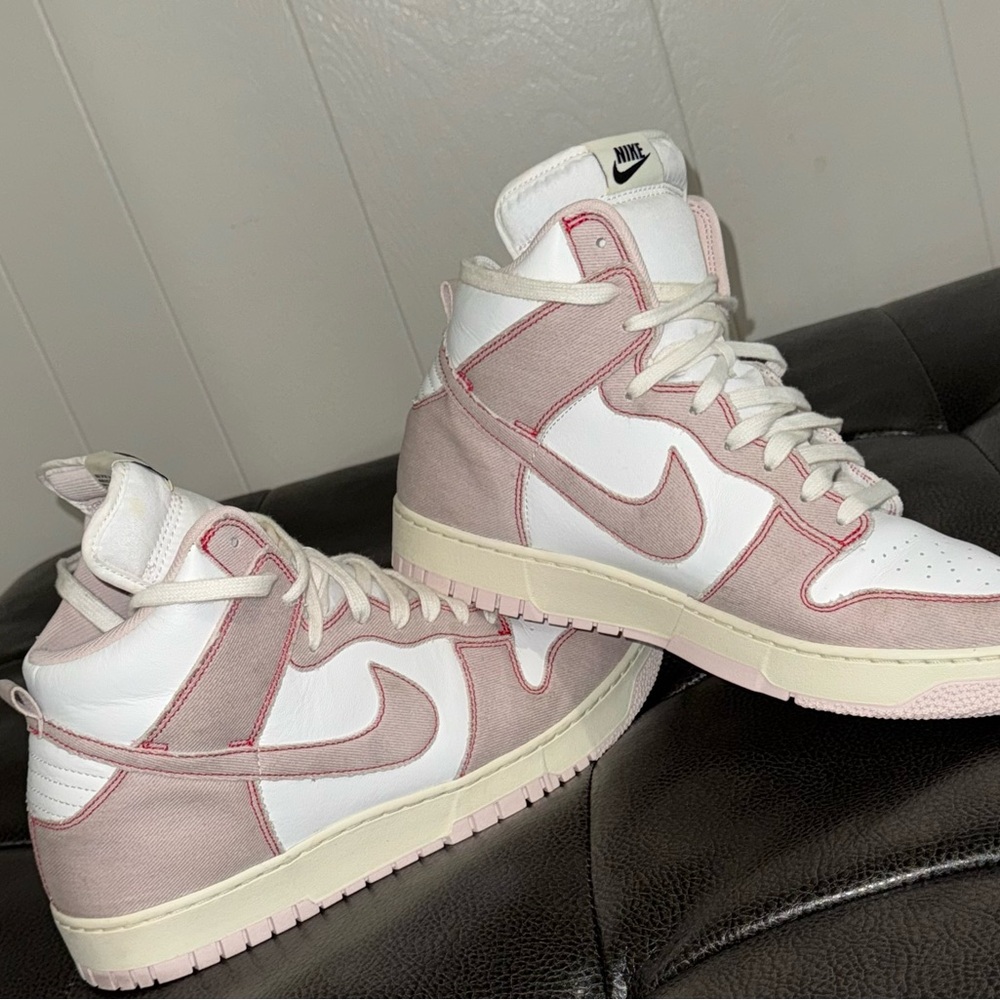 Nike Women's High-Top Sneakers - Pink and White